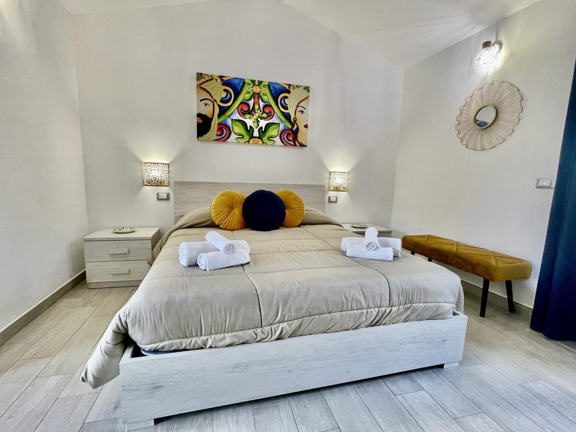 I Mori - Holiday Rooms Lascari Exterior photo